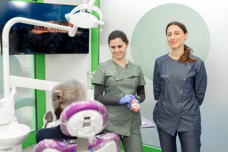 come lavare le mascherine per i denti